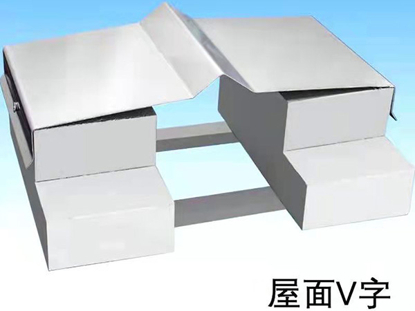 滨州结构拉缝板由铝合金型材或不锈钢板制成